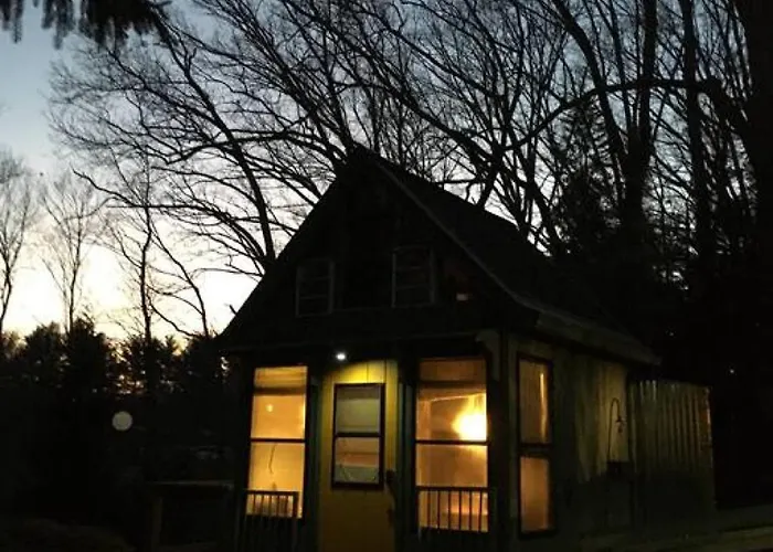 The Nuthatch Cabin - Asheville Tiny Home Near The Smokie Mountains!