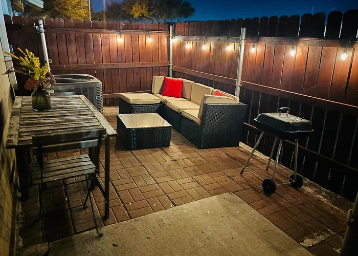 Charming 2 Bedroom And 2 Bathroom Apartment In Mcallen