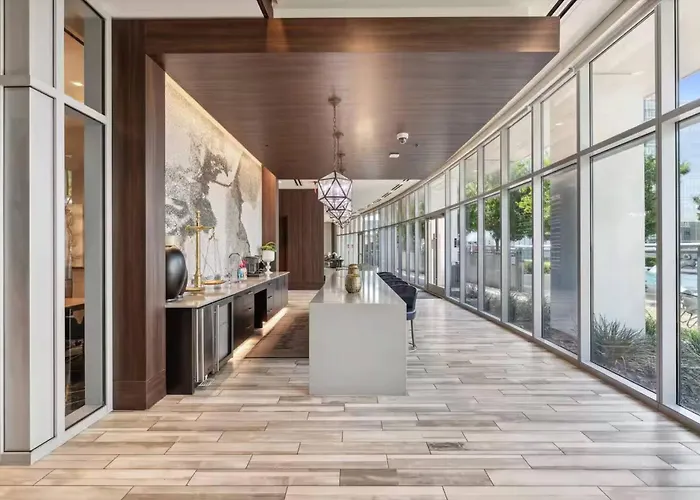 Legacy West | 1Br King | Walk To Legacyhall | Pool