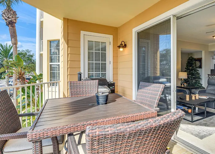 Resort Living! Ponce Inlet Condo Near Beach!