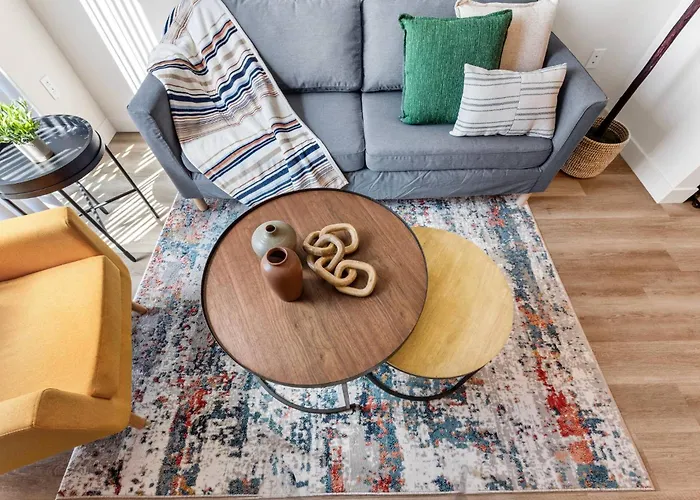Fancy Irvine Apartment | Shopping + Dining