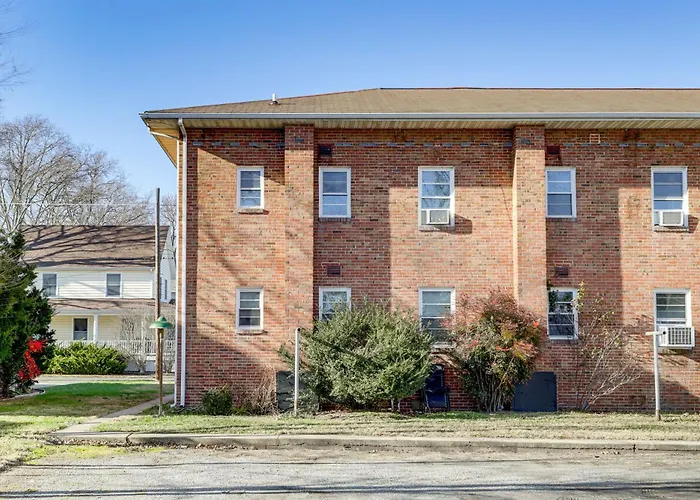 Waterfront Gem < 1 Mi To Dtwn Cambridge!