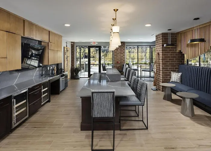 Landing Stunning 1Bd Yoga Studio Pool
