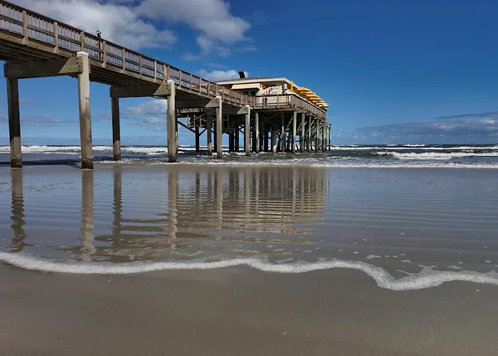 1100 Sq Ft Beachside Condo, Heated Pool, 1St Floor, Patio, 3 Min Walk To Beach