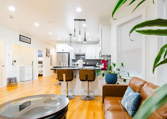 Breezy 4Br Worcester Haven - Near Parks - Ideal Summer Getaway 16-3