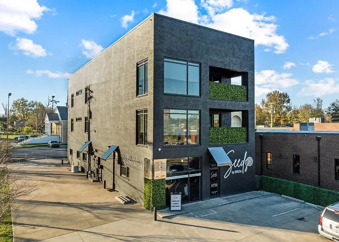 Willow Penthouse