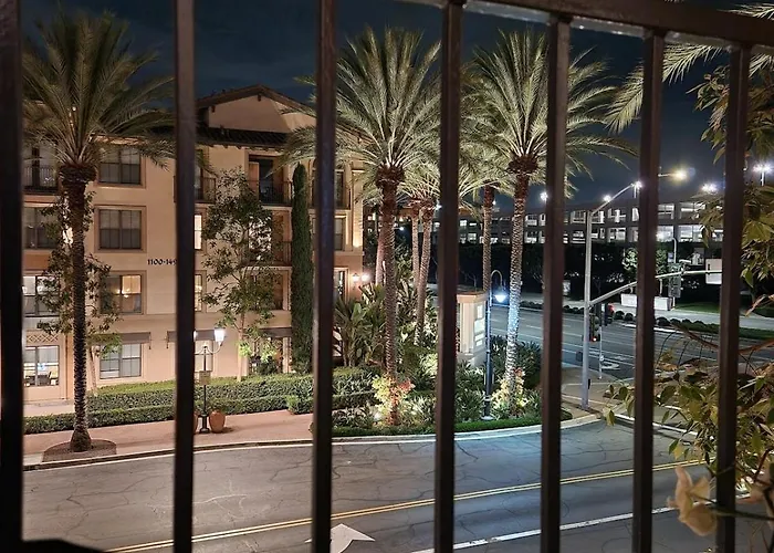 Irvine Spectrum 1 Bed 1 Bath