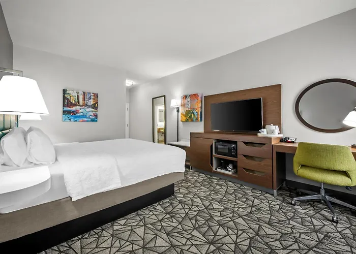 Hampton Inn Bloomington West