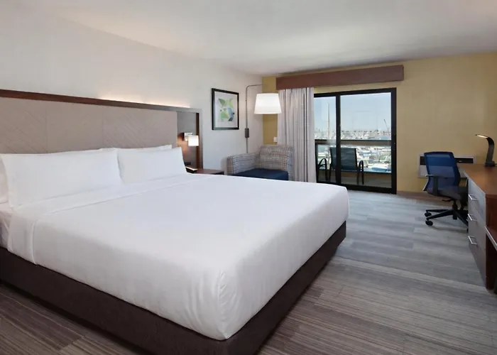 Holiday Inn Express Hotel & Suites Ventura Harbor By Ihg