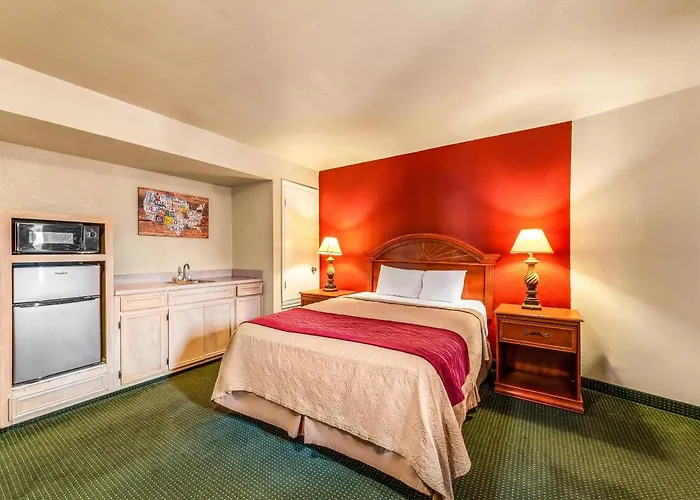 Econo Lodge Del Rio