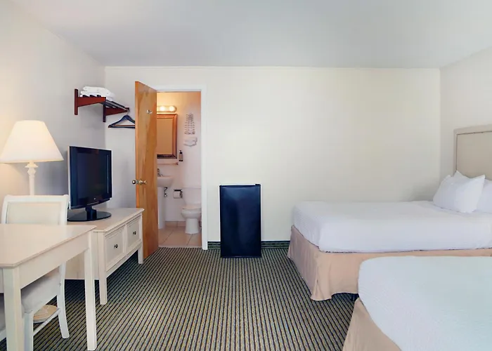 Seabonay Oceanfront Motel