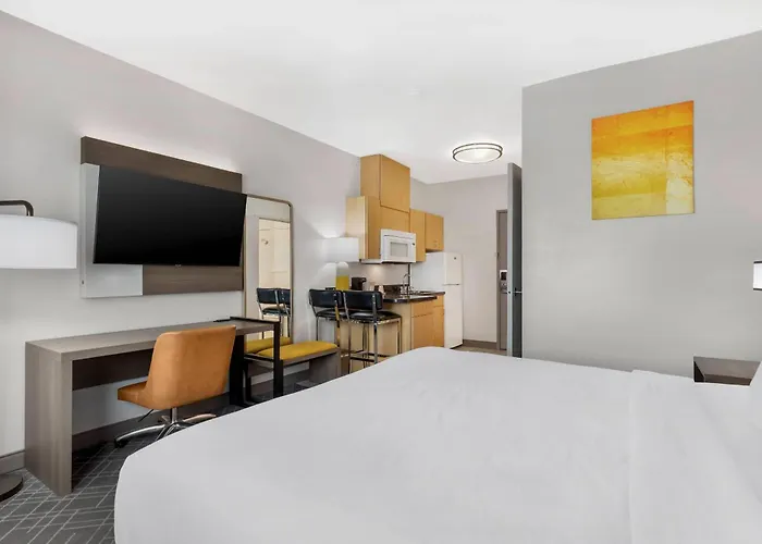 Comfort Inn Ballard-Roosevelt