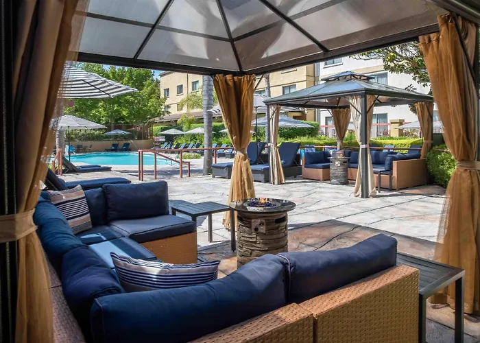 Doubletree By Hilton Sonoma Wine Country