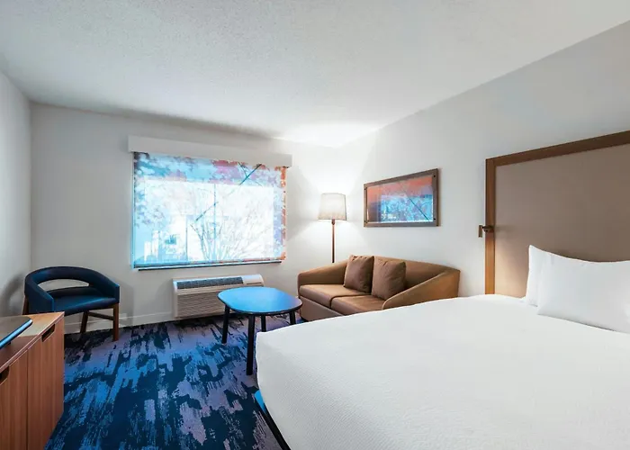 Fairfield Inn & Suites By Marriott Atlanta Kennesaw