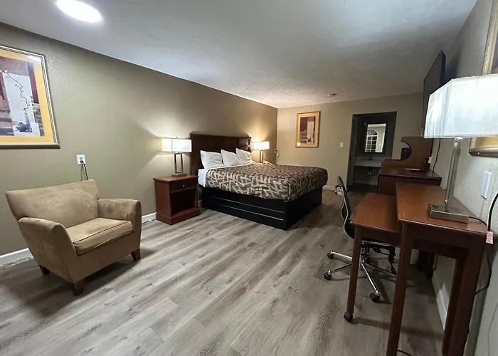 Americana Inn