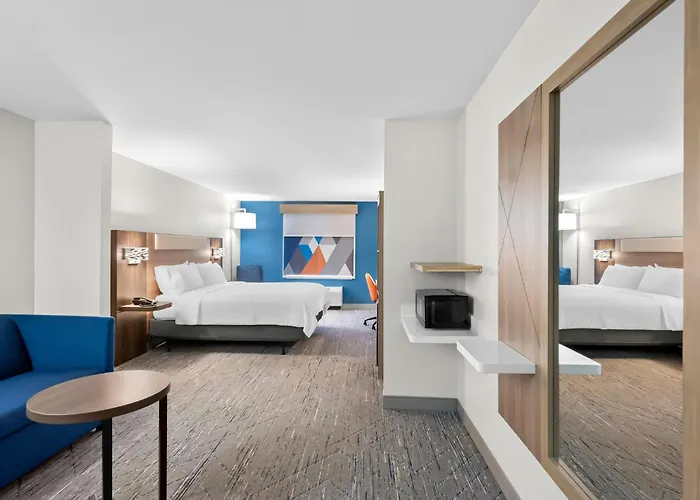 Holiday Inn Express & Suites Morrilton By Ihg