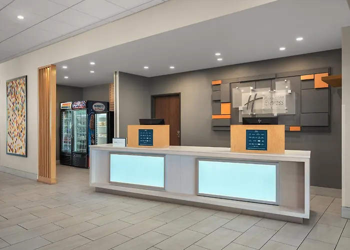 Holiday Inn Express Melbourne West By Ihg