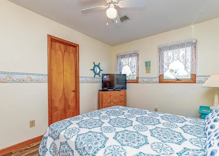 Misty Blue - Corolla, Ocean Sands, 200 Yards To Beach, Ocean View, Pets Ok, Flex Stays Year Rnd