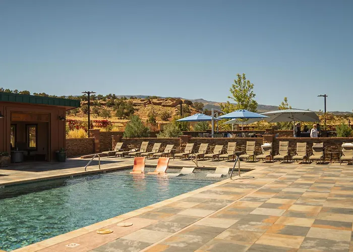 Cougar Ridge Resort
