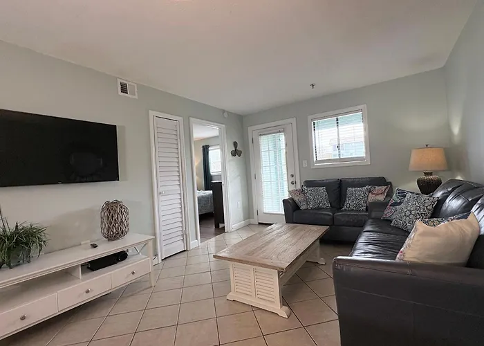 Family Getaway - Boardwalk To The Beach, 3 Pools, Tennis