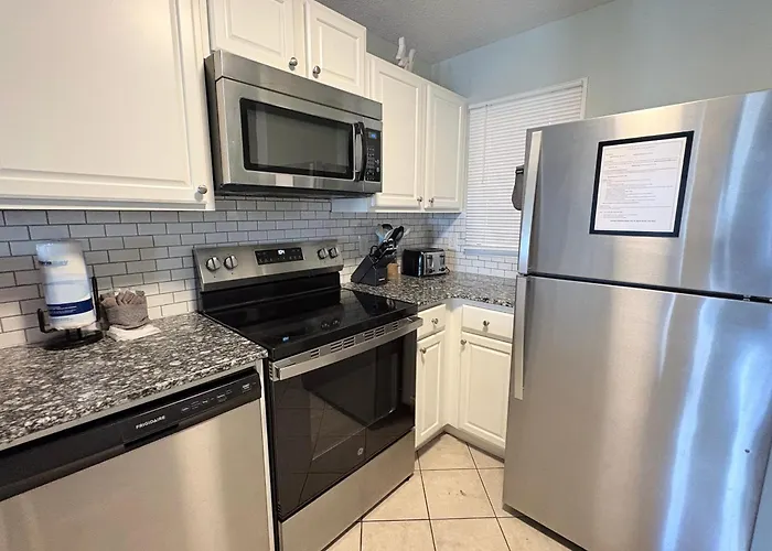Family Getaway - Boardwalk To The Beach, 3 Pools, Tennis