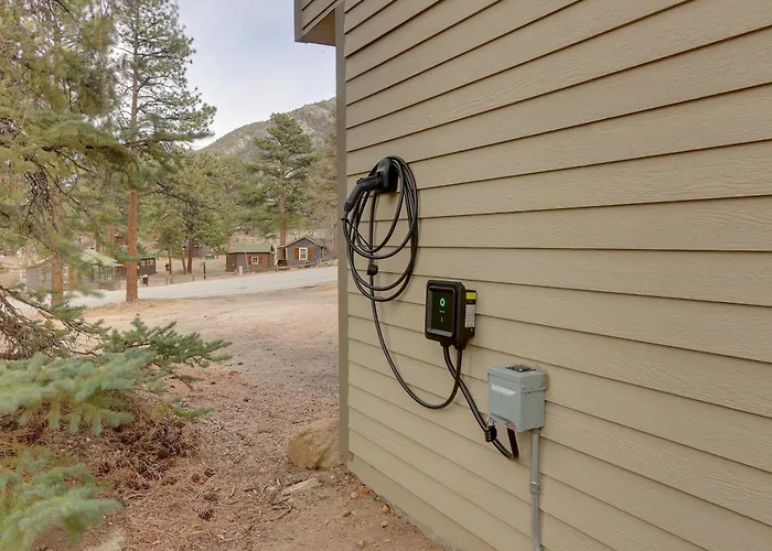 2 Mi To Downtown: Home W/ Hot Tub In Estes Park!