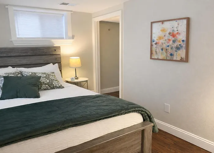 Close To Unc With Great Yard, Firepit & Free Bikes!