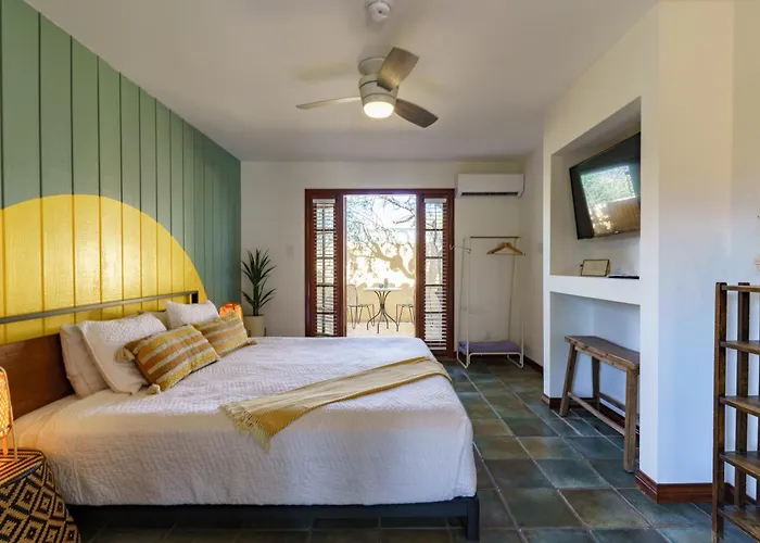 The Good House- Hot Spring Hideaway