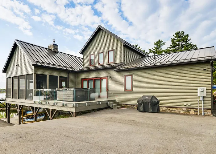 Hot Tub & Dock: Waterfront Wellesley Island Home!