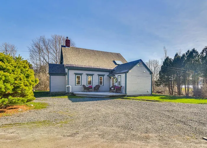 Quiet Waterfront Home: Ideal Maine Escape!