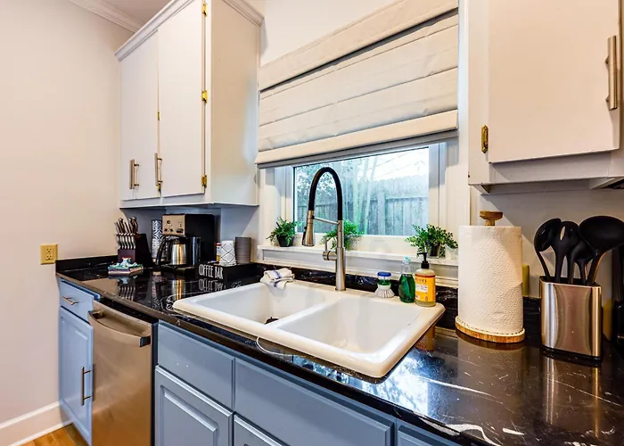 Cute Georgetown Villa < 1 Mi To Historic District