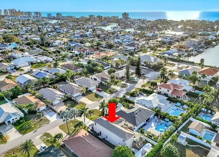 3 Minutes To Beach, Dining, & Nightlife, 4 Bedroom, 4 Bathroom, Equipped With Pool & Spa Lux Family Home Sleeps 10