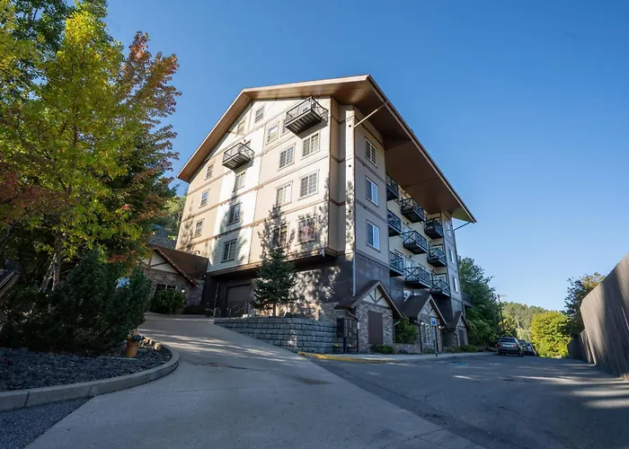Penthouse Studio W Mtn Sunrise Views & Near Silver Mtn