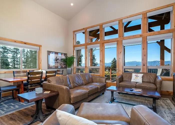 4 King Beds W Ensuites Double The Living Space!