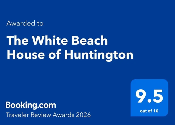 The White Beach House Of Huntington