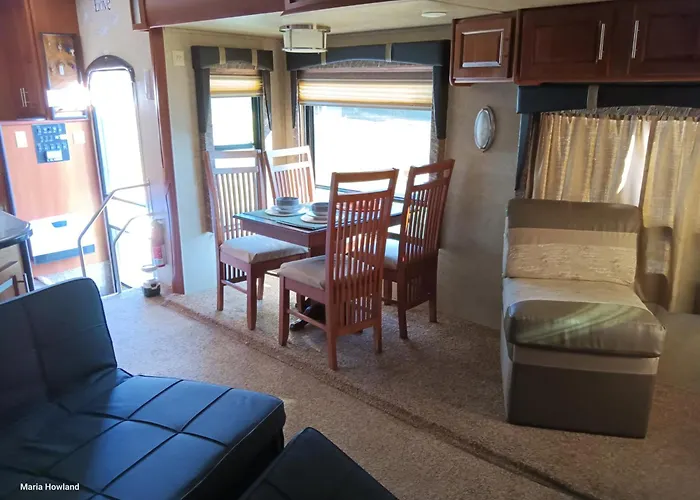 Mountain Camper At Howland'S Hideout