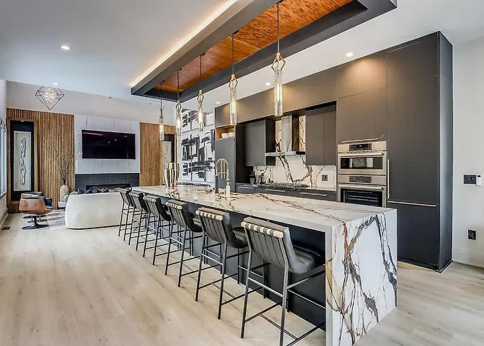 Serenity Estates 5Br Modern Retreat