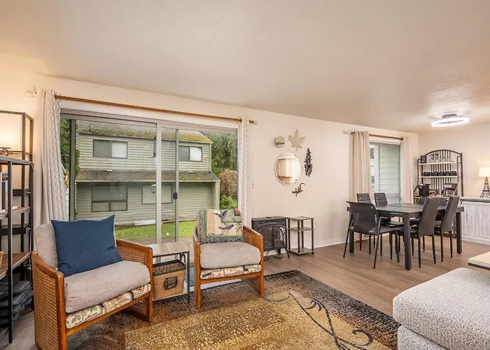 Cozy 3-Bedroom Townhome - 3 Miles From Osu!