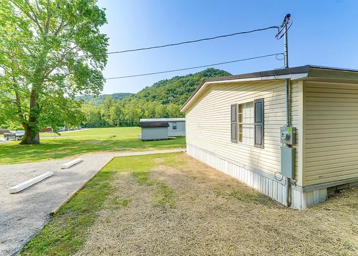 'Well & Cellar' Near Kanawha River & Atv Trails!