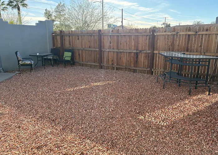 Diamond Studio Suite Full Kitchen Swimming Pool Private Gated Yard Arts Roosevelt Row Asu Convention Ctr Stadiums Airport Downtown Phx