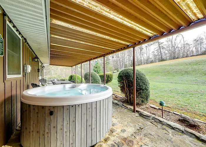 Scenic Asheville Area Retreat: Hot Tub & Game Room