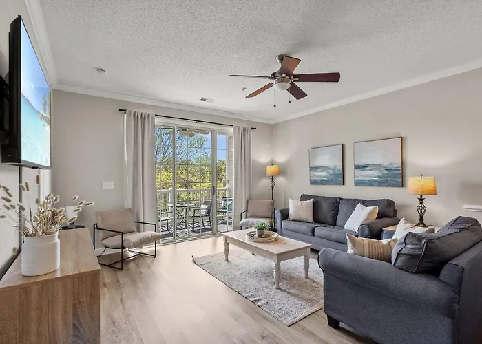 Barefoot Retreat - Pools, Golf, And Beach Shuttle!