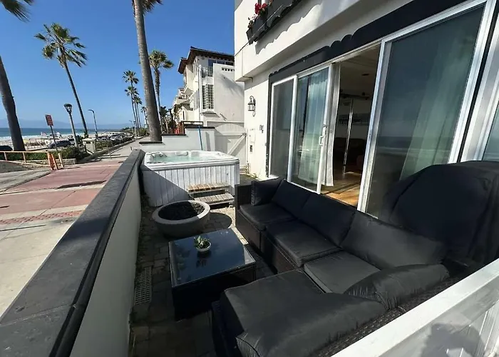Manhattan Beach Beachfront On The Strand