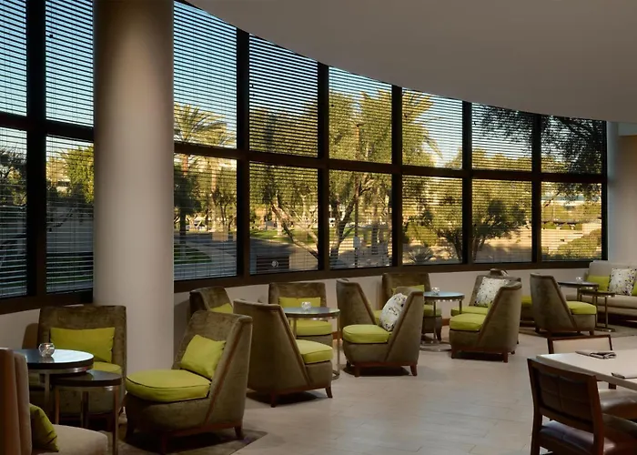 Doubletree Suites By Hilton Phoenix