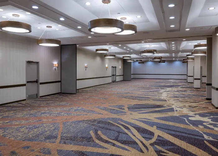 Embassy Suites By Hilton Seattle Bellevue