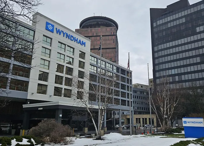 Wyndham Rochester Downtown