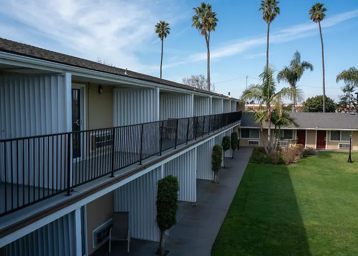 Quality Inn & Suites Santa Maria