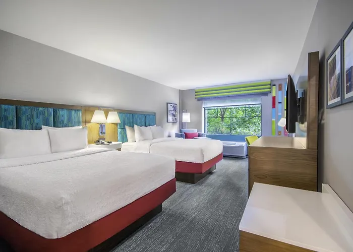 Hampton Inn East Aurora, Ny