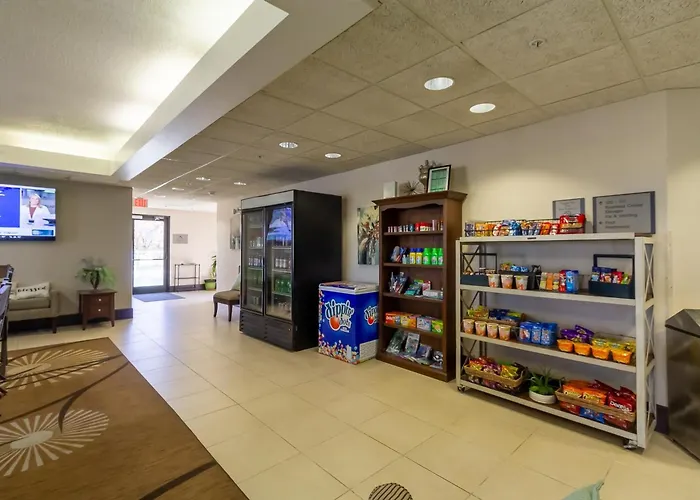 Greenfield Inn & Suites Owensboro, Ky Airport