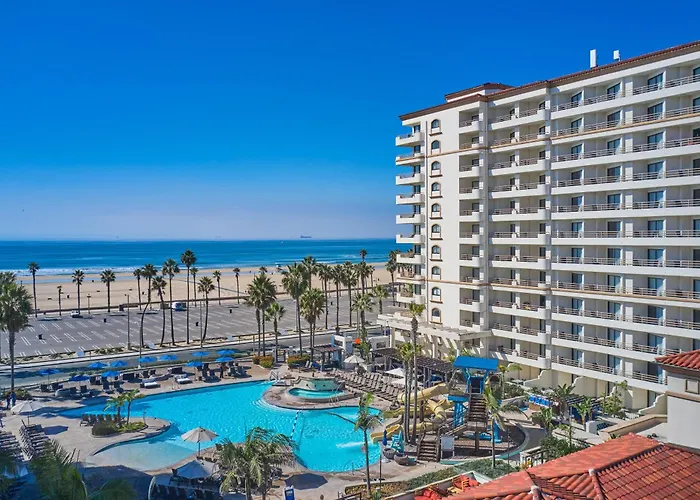 The Waterfront Beach Resort, A Hilton Hotel